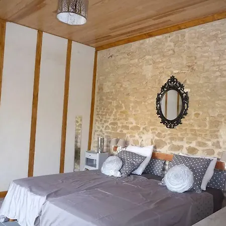 Maison d'hôtes Le Fontaine : 4/5 Pers. Ou Site Entier 9 Pers *